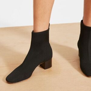 Everlane Shoes 9 Glove Boots Black